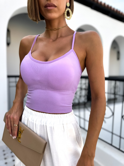 Světle fialový elastický crop top NALISA s vycpávkami